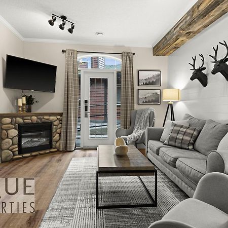 Mystic Mountain Chalet, Heated Outdoor Pool & Hot Tub, Free Parking, Fast Wifi! Canmore Kültér fotó